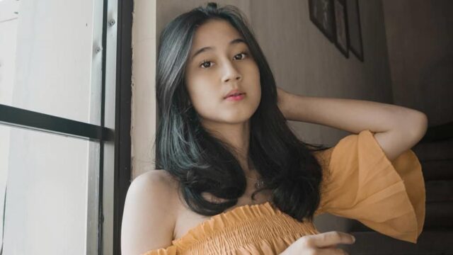video kreator rusia muncul di video dan bikin semua fokus bokep